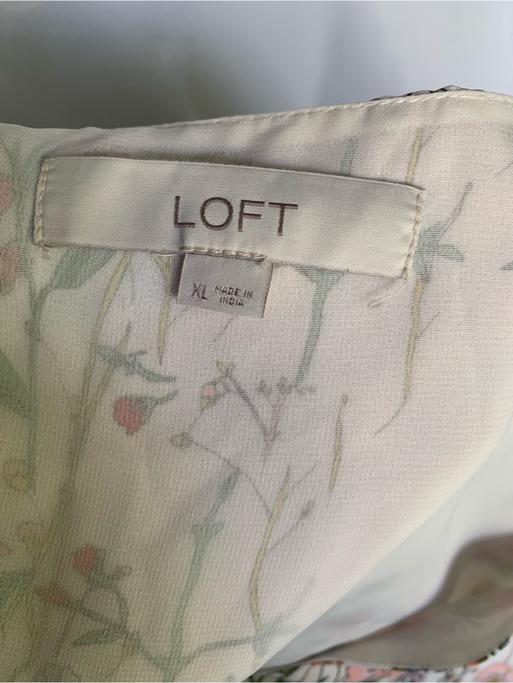 LOFT size XL White V-Neck Blouse with Bright Florals Accents - Picture 2 of 3